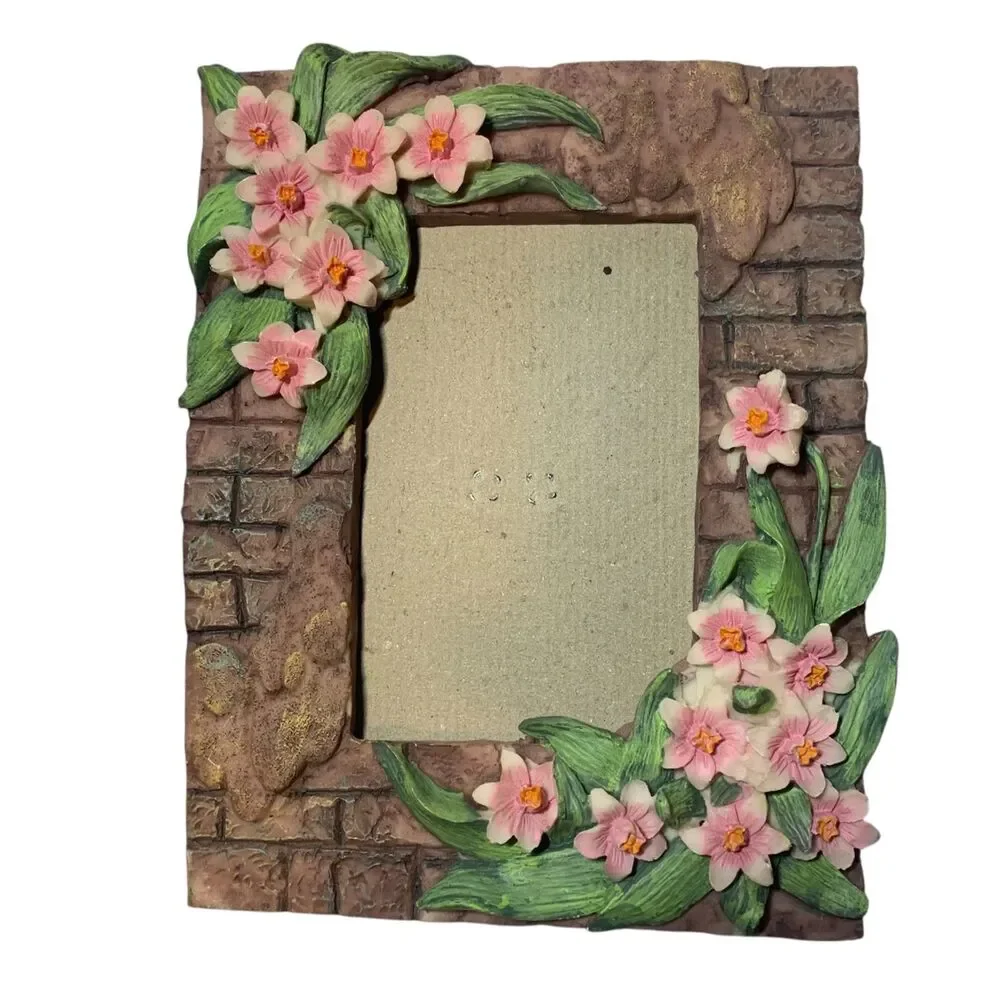 Vintage Set of 2 Cottagecore Resin Picture Frames Flowers Country farmhouse